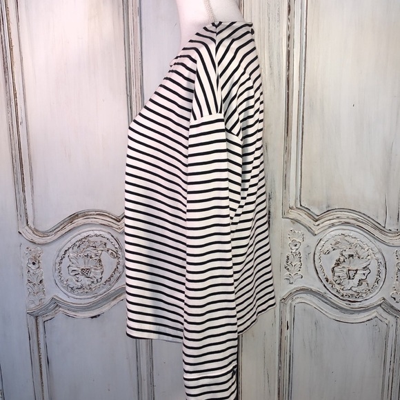 Who What Wear Classic Black and White Stripe Round Neck Top Size Small - Picture 5 of 8